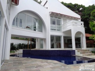 Casa Alto Padrão Condomínio Pé na Areia