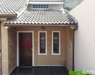 Casa em condomínio Fechado com 2 dormitórios