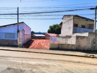 Terreno Plano no Jardim América - 300m2 (10m X 30m) -Prox. Shopping Oriente