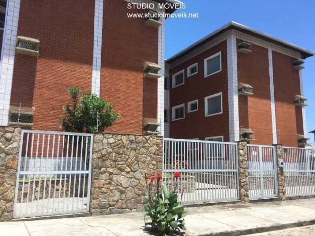 Apartamento 2 dorms. Amplo Perto da Praia Martim de Sá